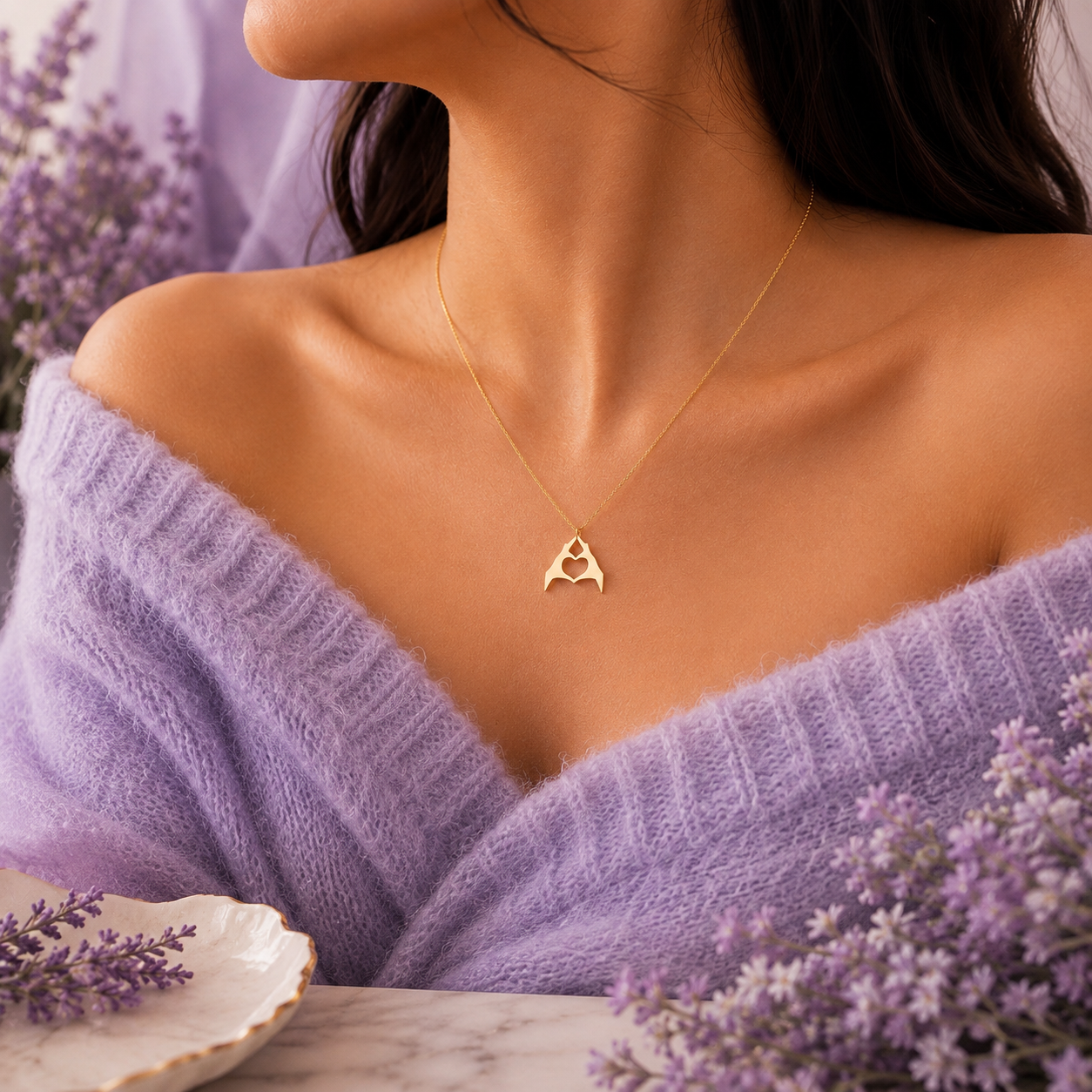 Elegant Gold Heart Cutout Pendant Necklace